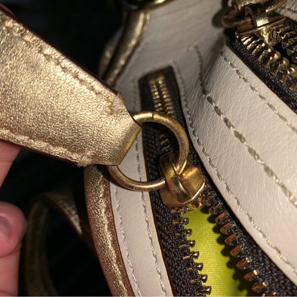 Coach purse - Picture 5 of 14